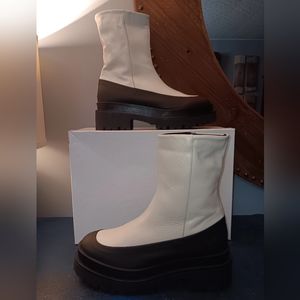 Nila&Nila leather boots.